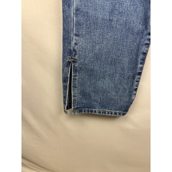 Pretty Little Thing Women’s Blue Split Hem Straight Leg Jeans Sz 6 NWT - Picture 2 of 9